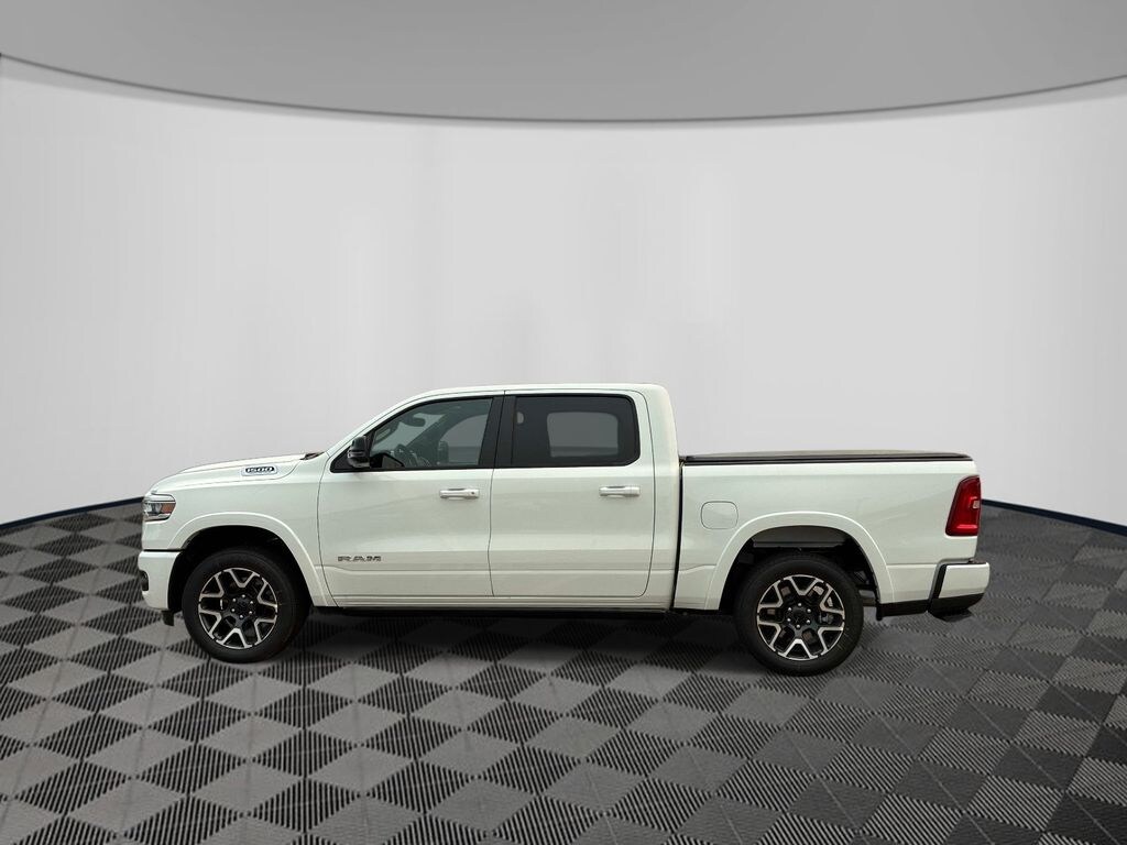 New 2026 Ram 1500 LARAMIE CREW CAB 4X4 5'7 BOX Pickup