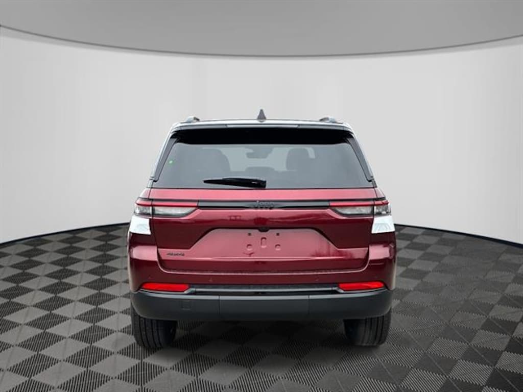 New 2025 Jeep Grand Cherokee LIMITED 4X4 Sport Utility