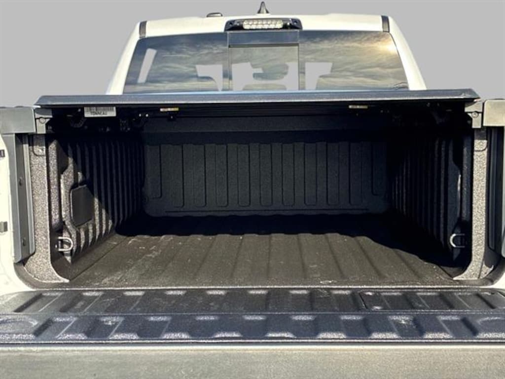 New 2026 Ram 1500 LIMITED CREW CAB 4X4 5'7 BOX Pickup