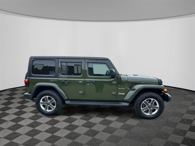 2021 Jeep Wrangler Unlimited Sahara photo 4
