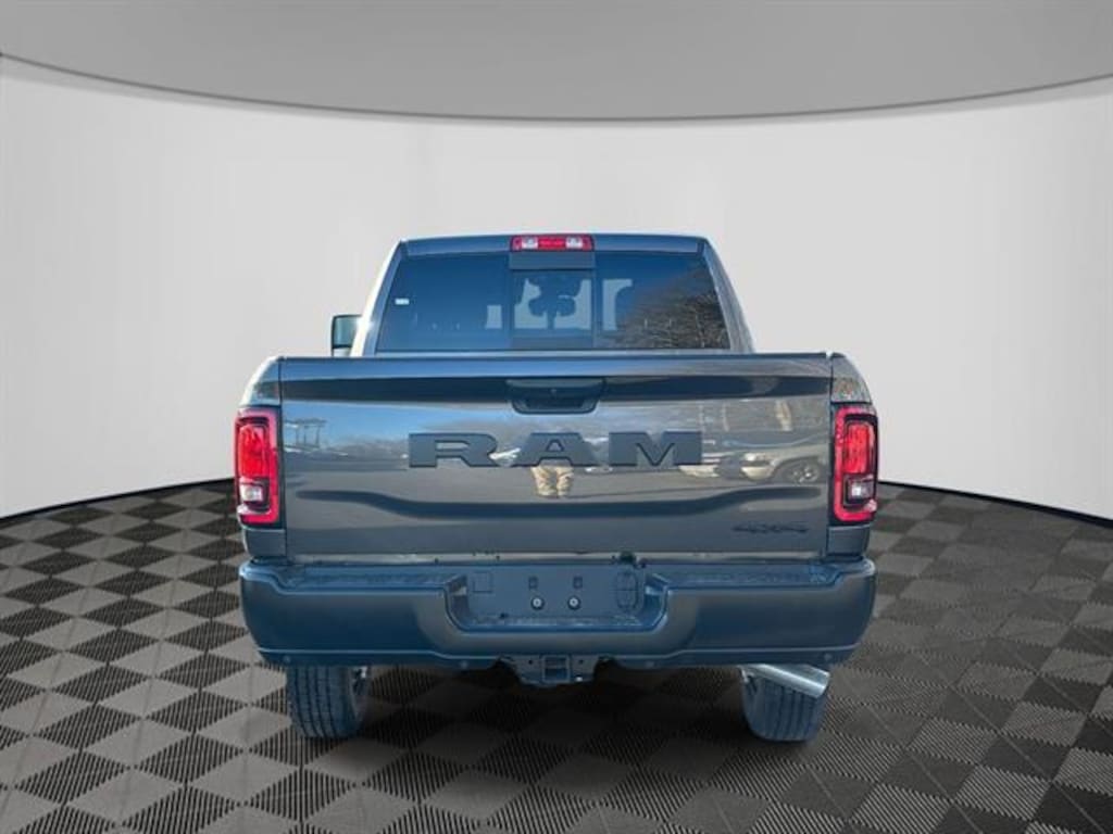 New 2026 Ram 2500 TRADESMAN CREW CAB 4X4 6'4 BOX Pickup