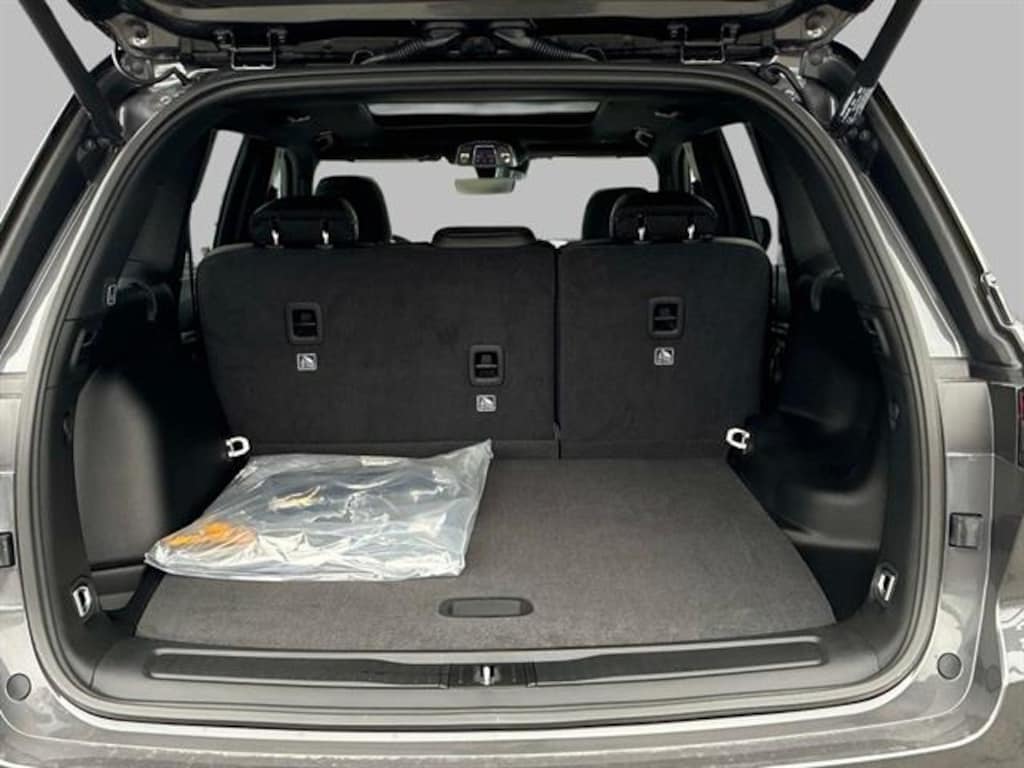 New 2025 Jeep Grand Cherokee LIMITED 4X4 Sport Utility