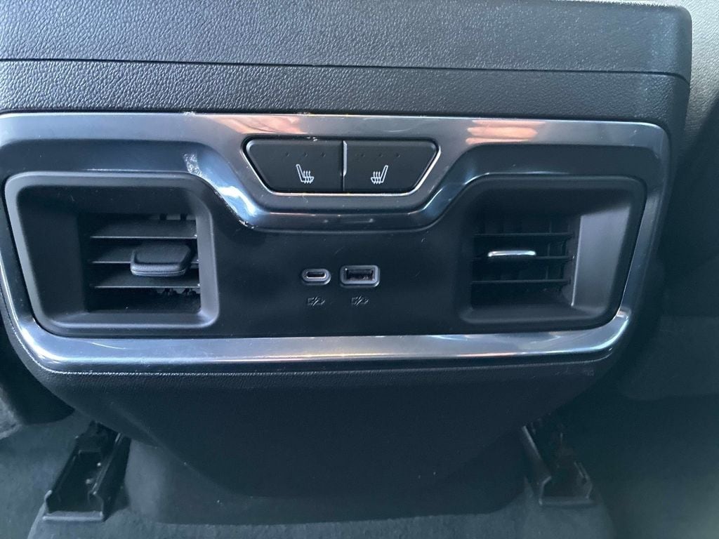2023 Chevrolet Silverado 1500 LTZ - Photo 15