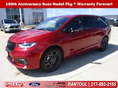 2026 Chrysler Pacifica SELECT Passenger Van