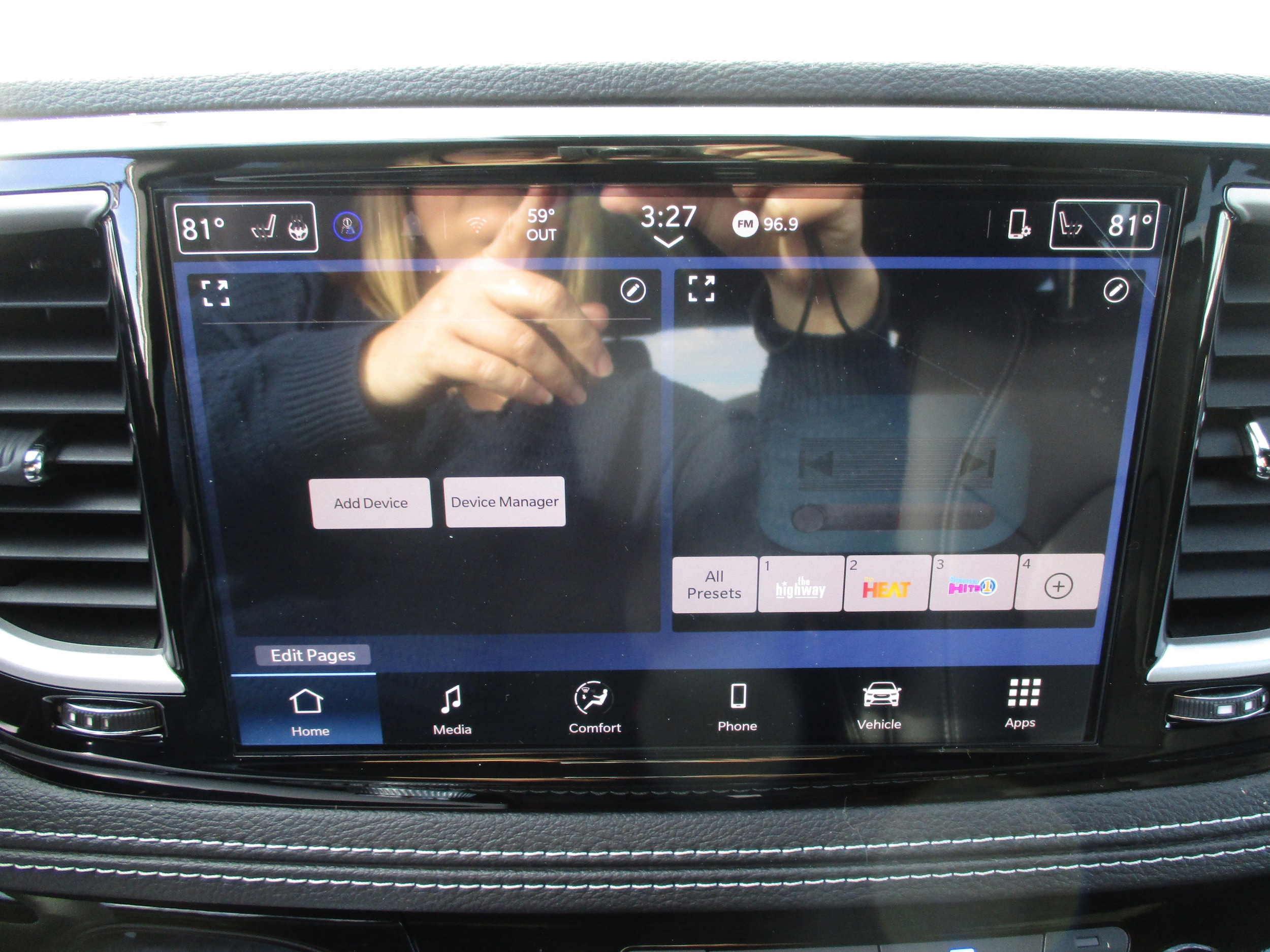 2026 Chrysler Pacifica Select - Photo 18