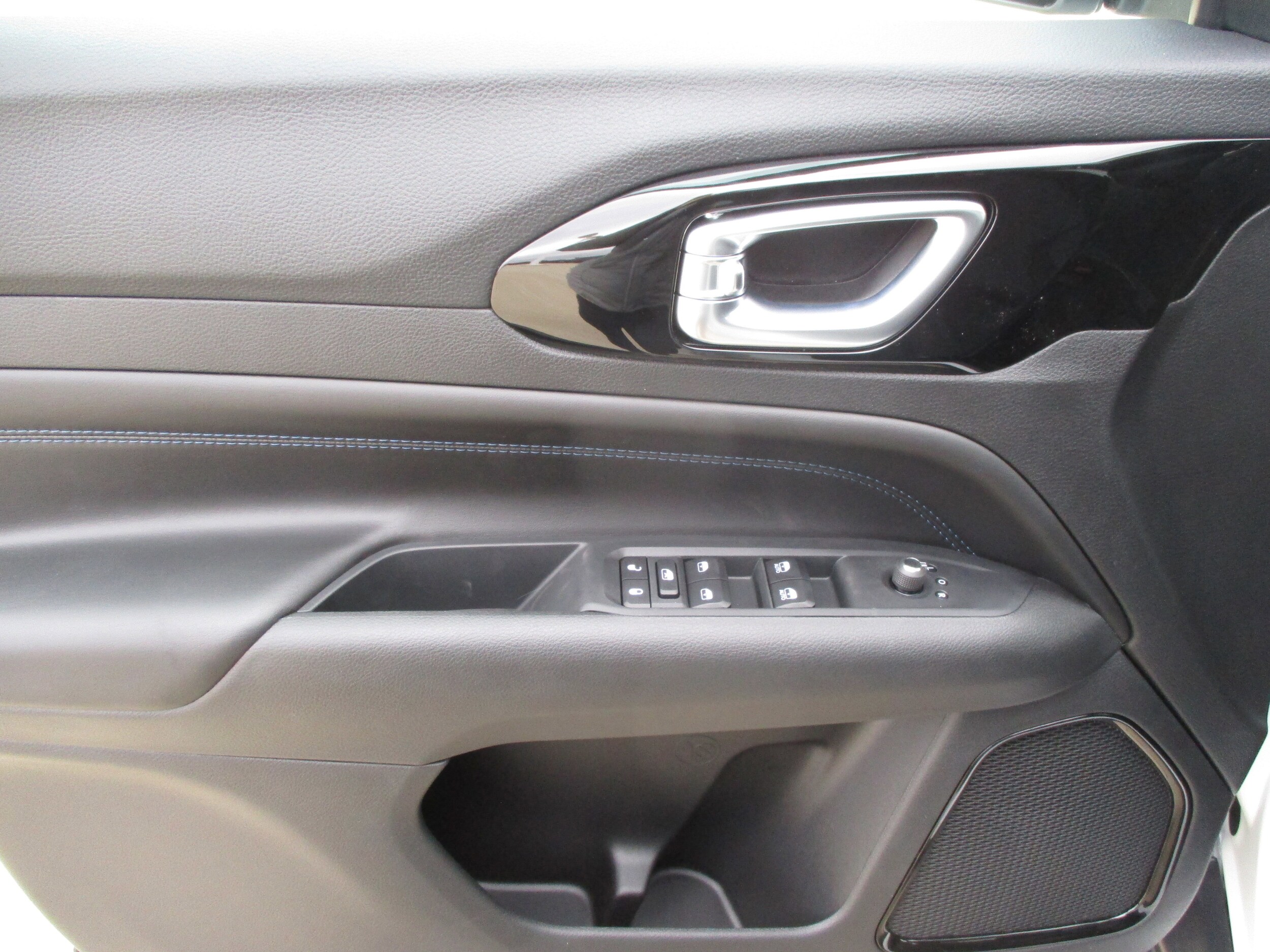2026 Jeep Compass Latitude Altitude - Photo 29