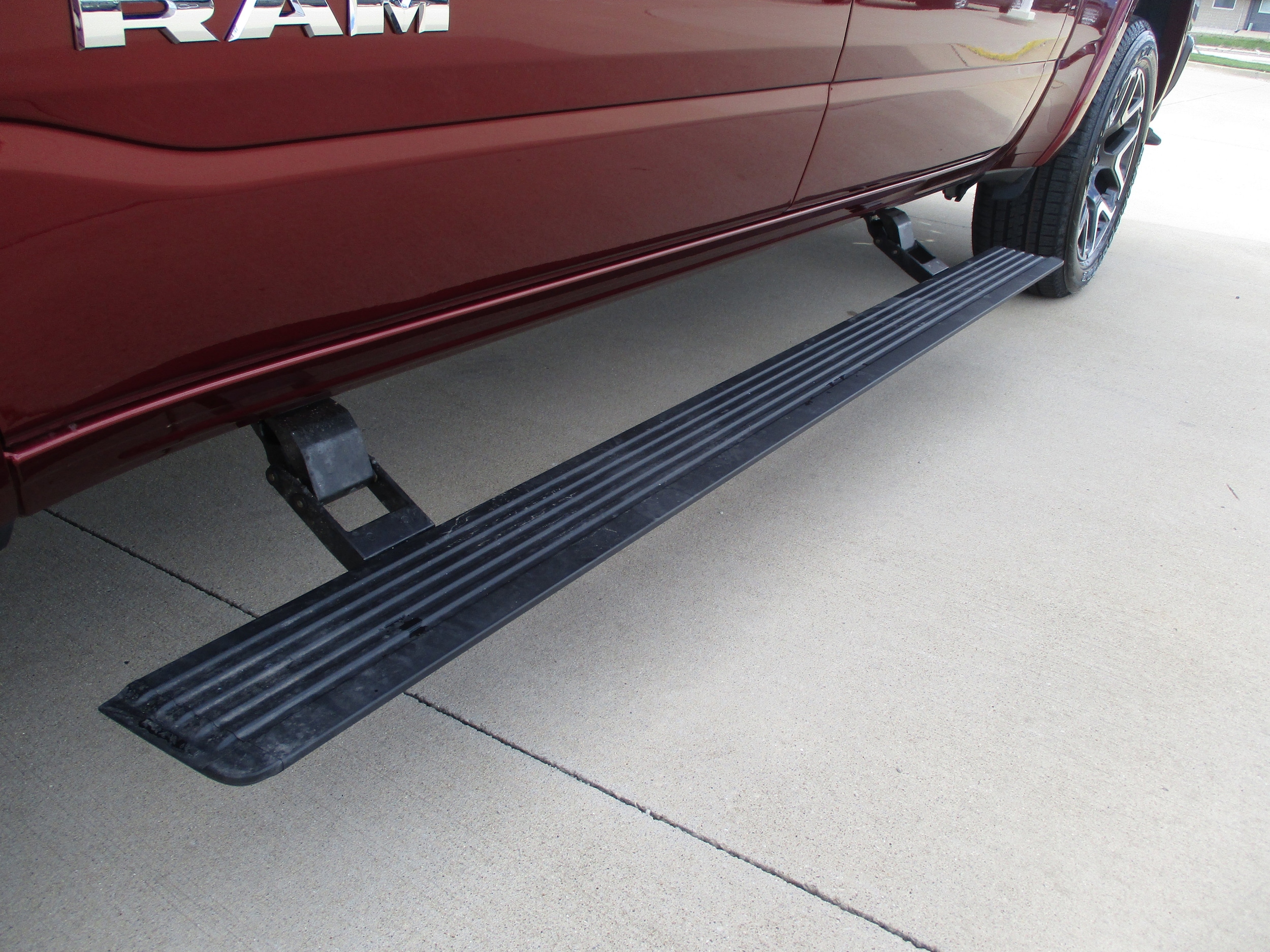2025 RAM 1500 Laramie - Photo 15