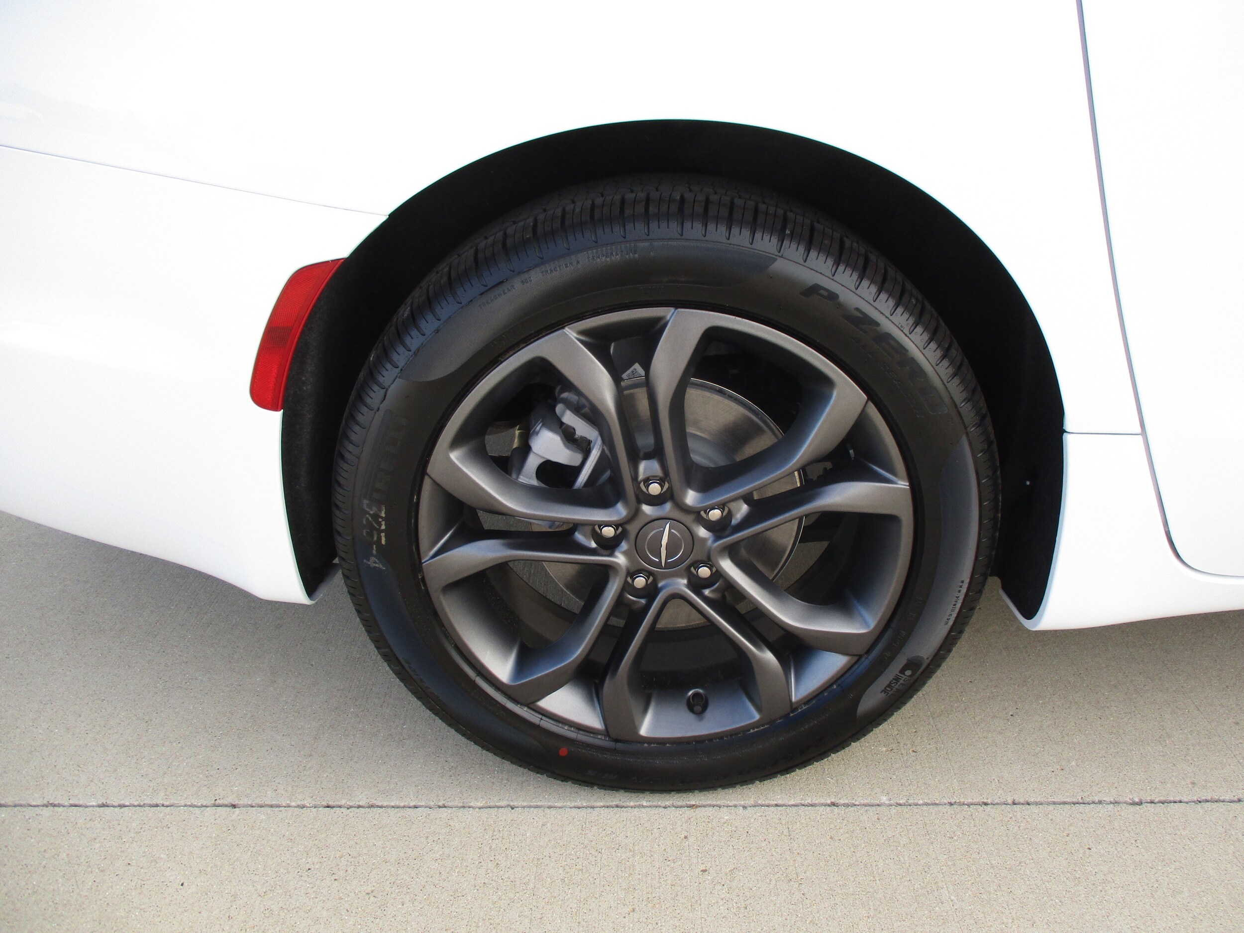 2026 Chrysler Pacifica Select - Photo 12