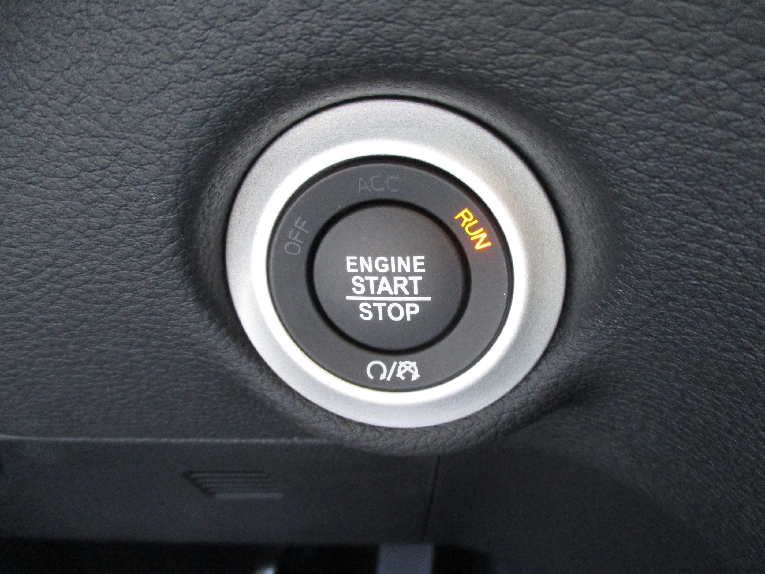 2026 Chrysler Pacifica Select - Photo 17