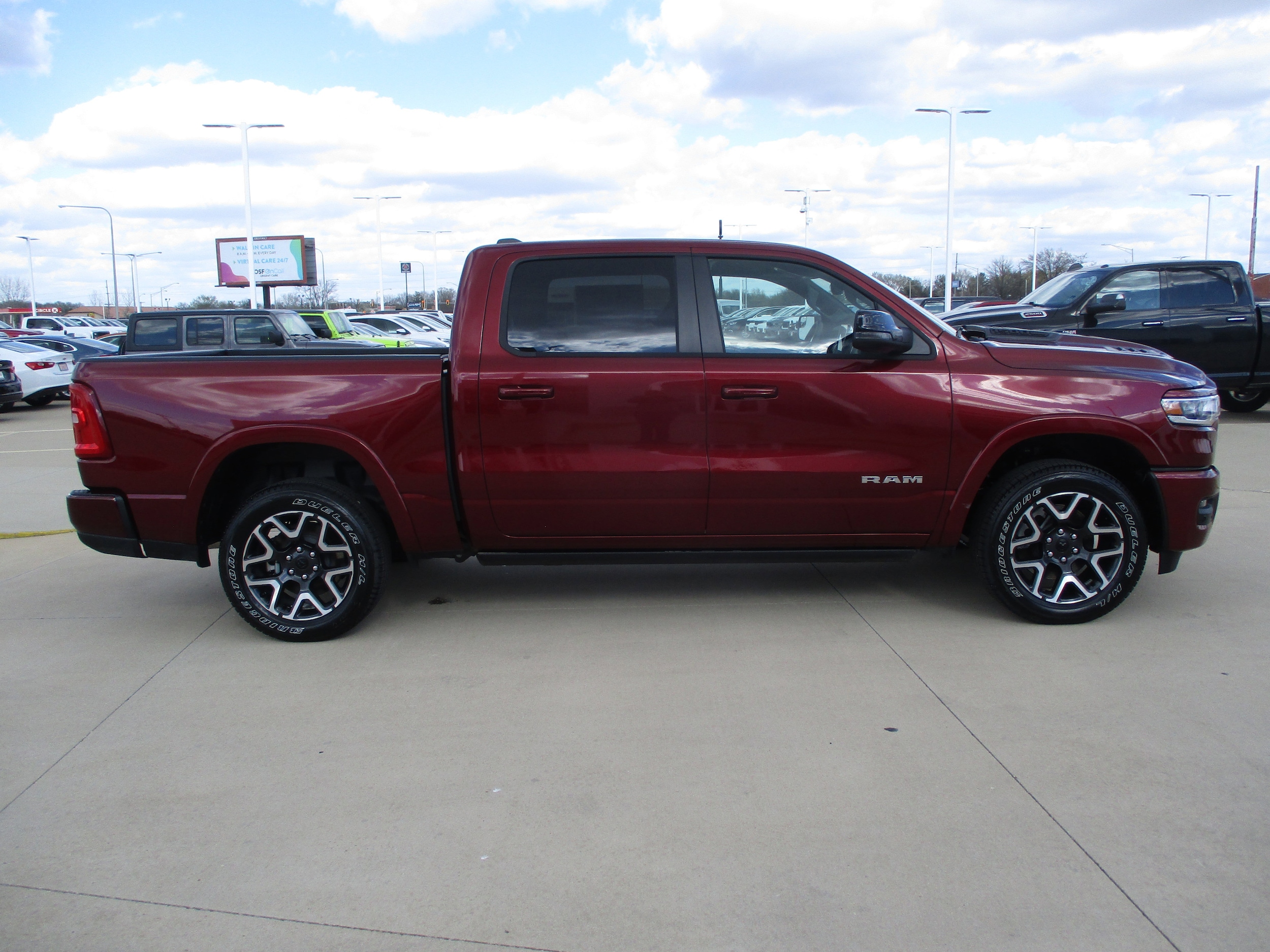 2025 RAM 1500 Laramie - Photo 9