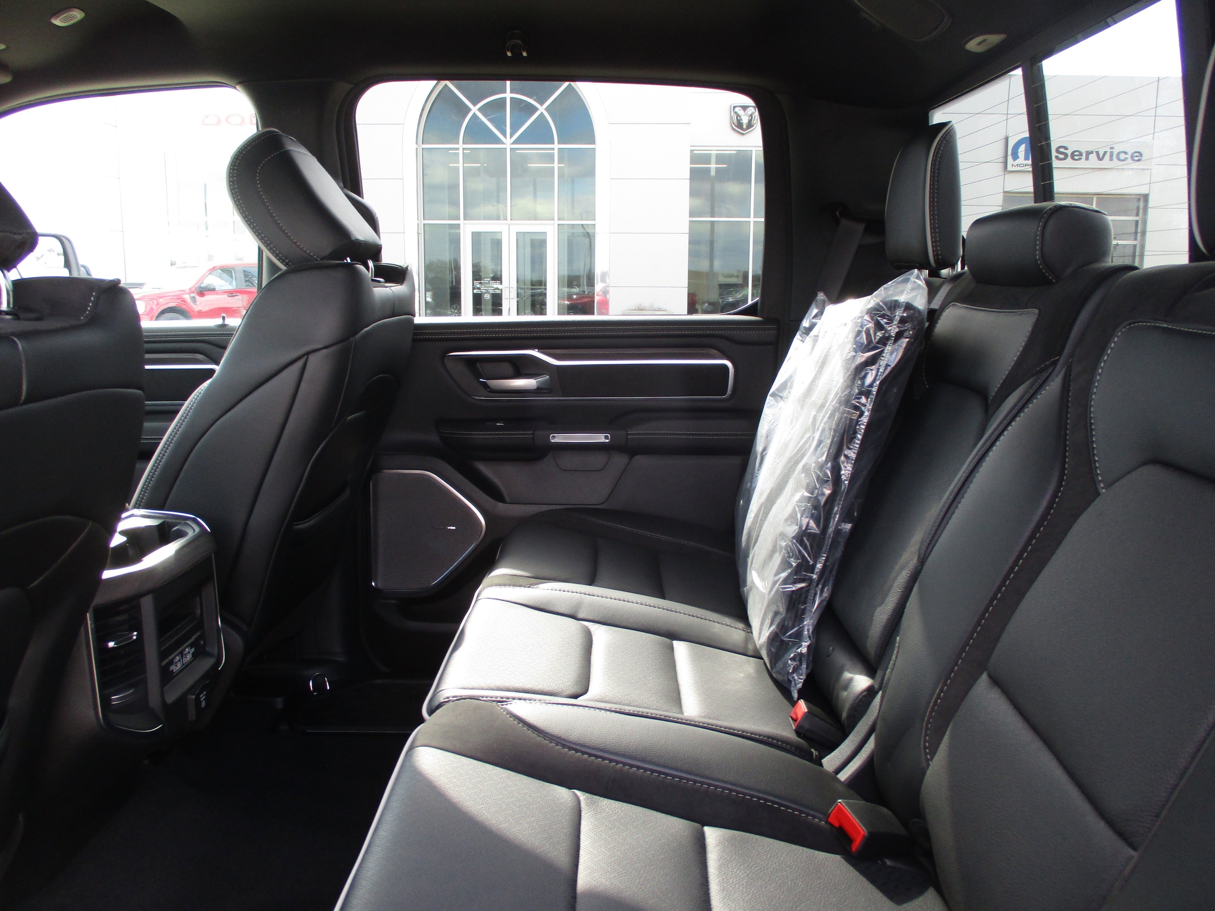 2025 RAM 1500 Laramie - Photo 42