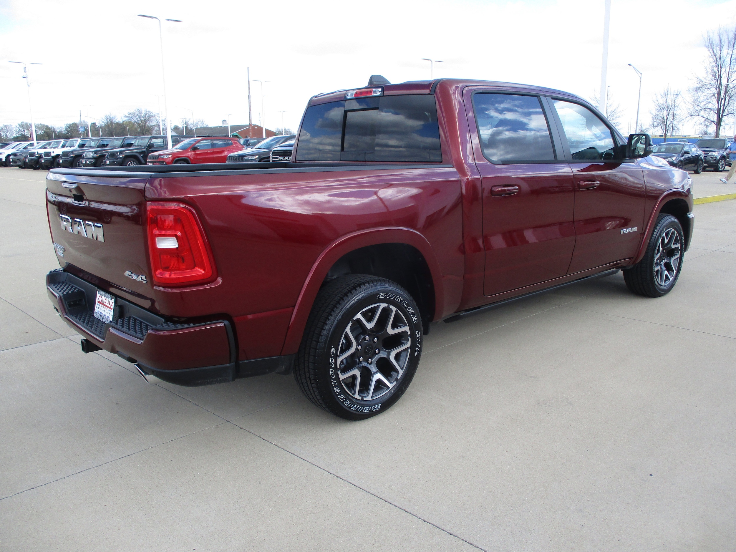 2025 RAM 1500 Laramie - Photo 8