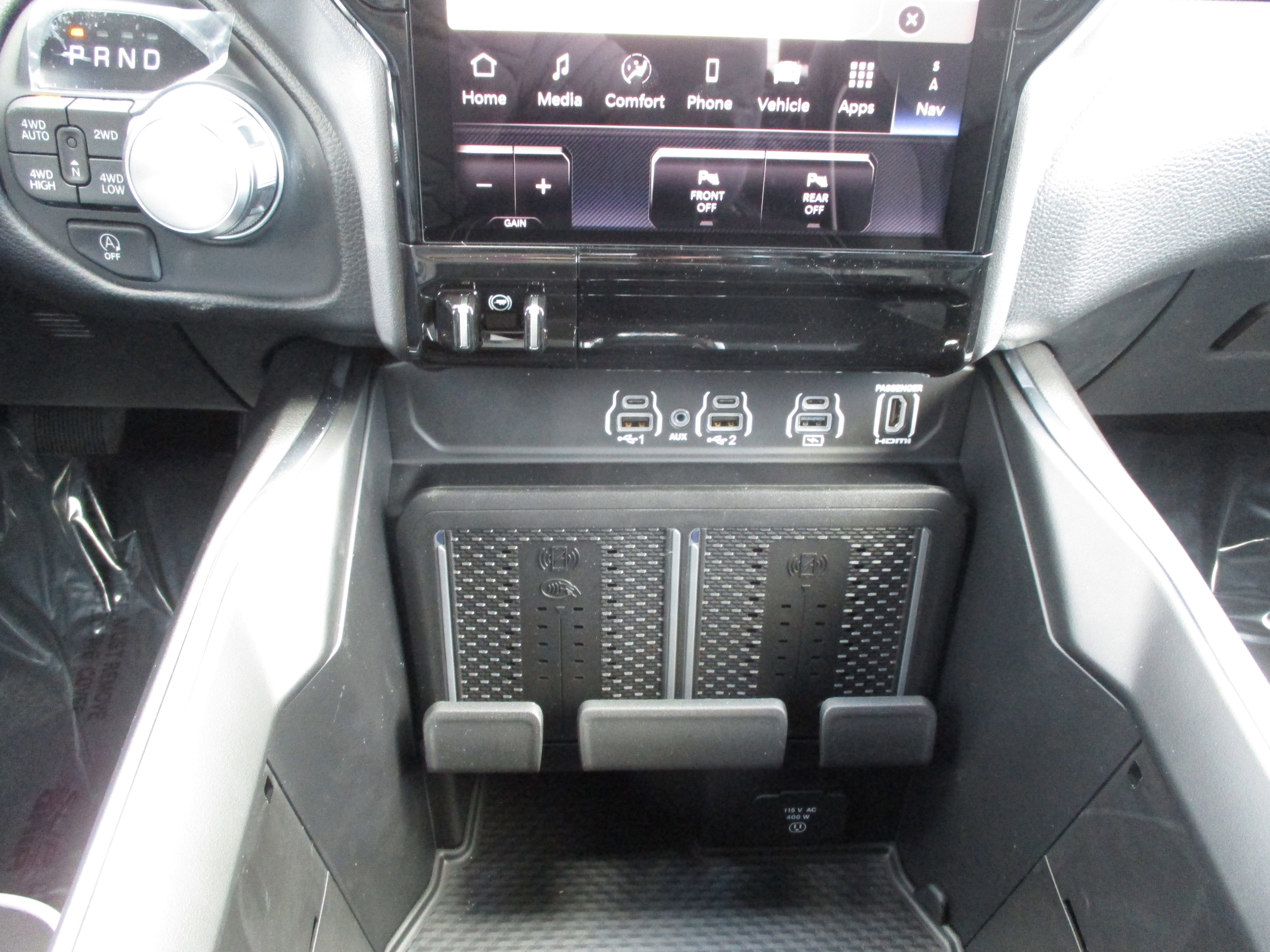 2025 RAM 1500 Laramie - Photo 32