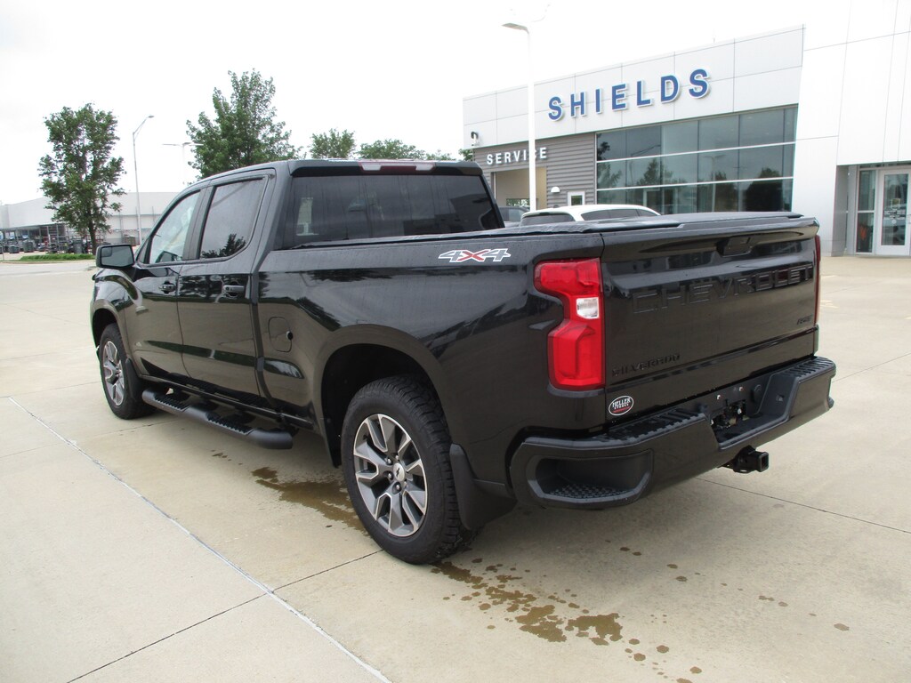 Used 2021 Chevrolet Silverado 1500 RST Truck Crew Cab