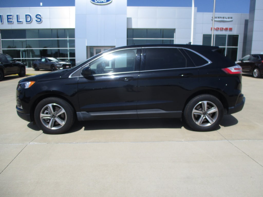 Used 2024 Ford Edge SEL SUV