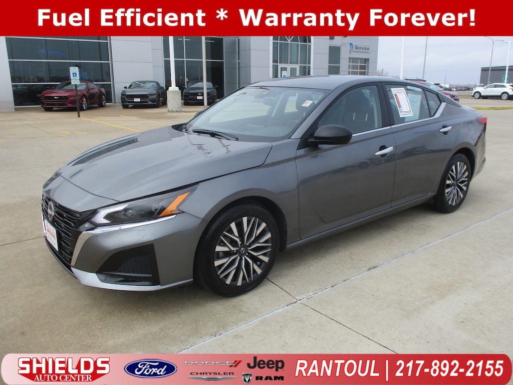 Used 2025 Nissan Altima SV Sedan