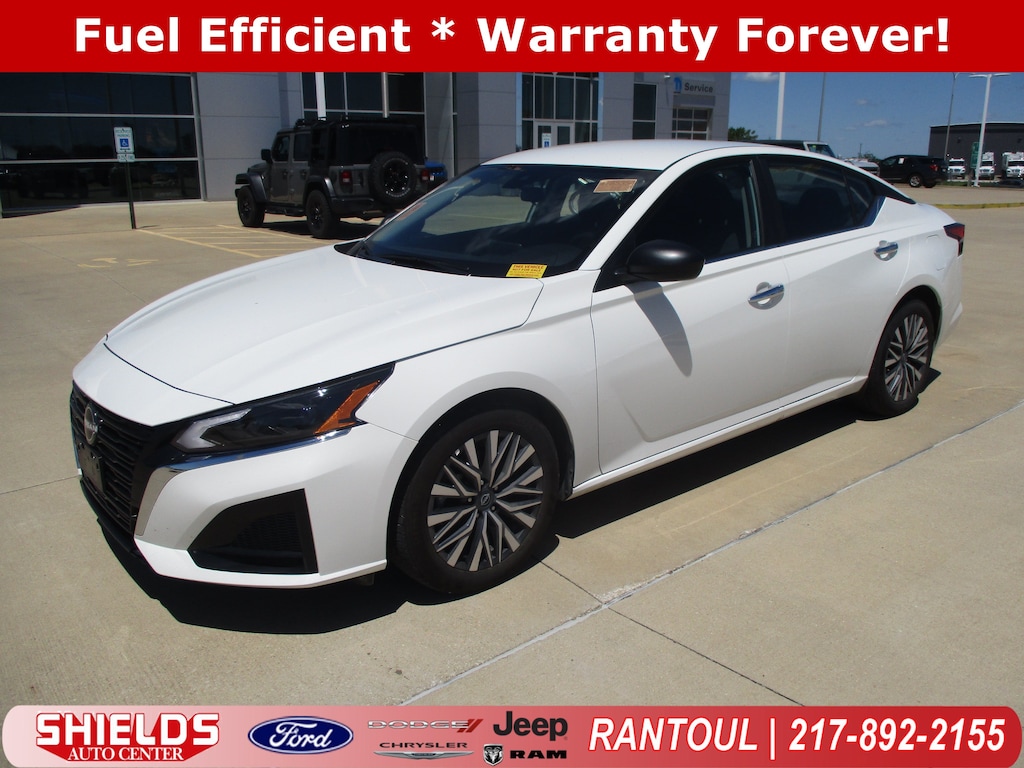 Used 2025 Nissan Altima SV Sedan