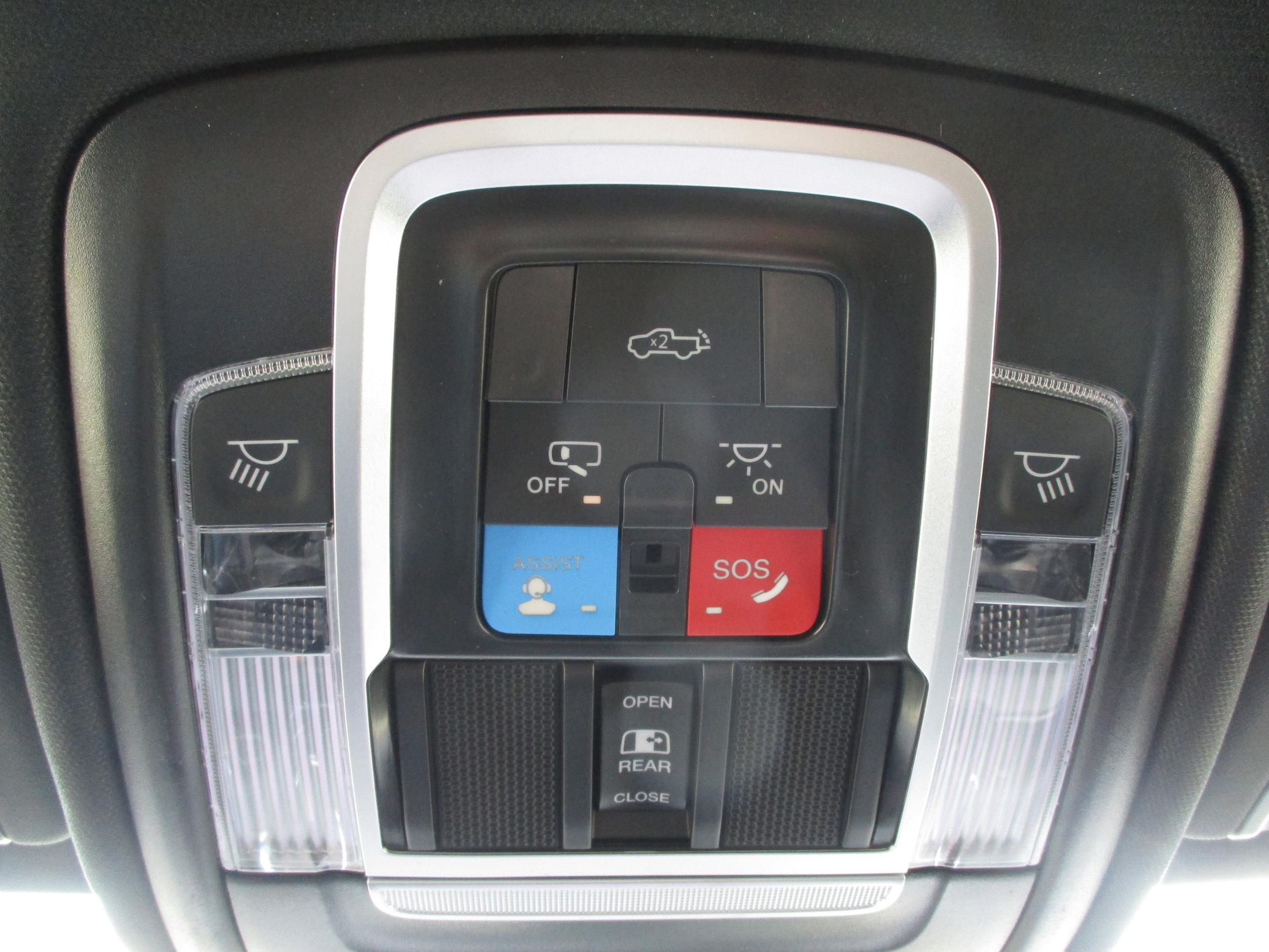 2025 RAM 1500 Laramie - Photo 34