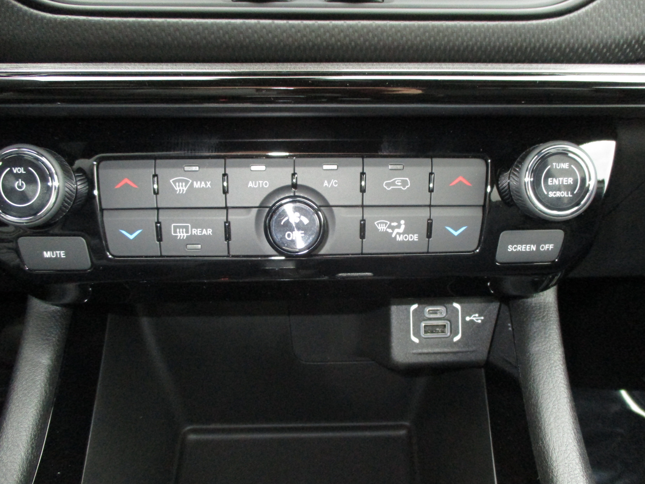 2026 Jeep Compass Latitude Altitude - Photo 25