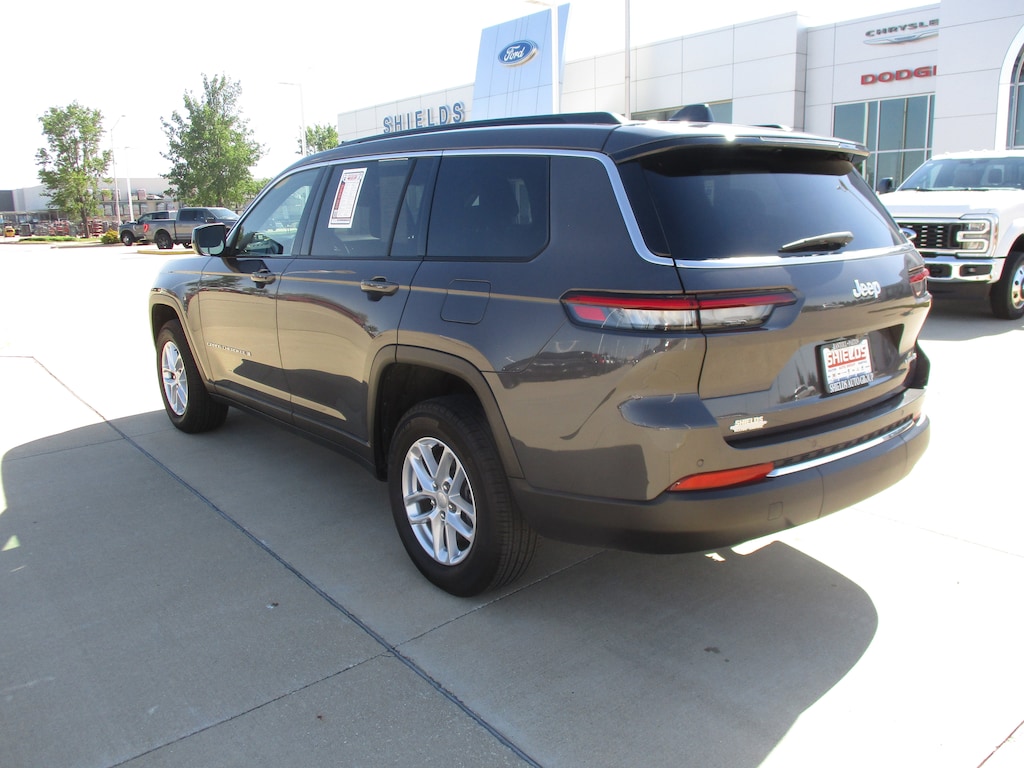 Used 2024 Jeep Grand Cherokee L Laredo SUV