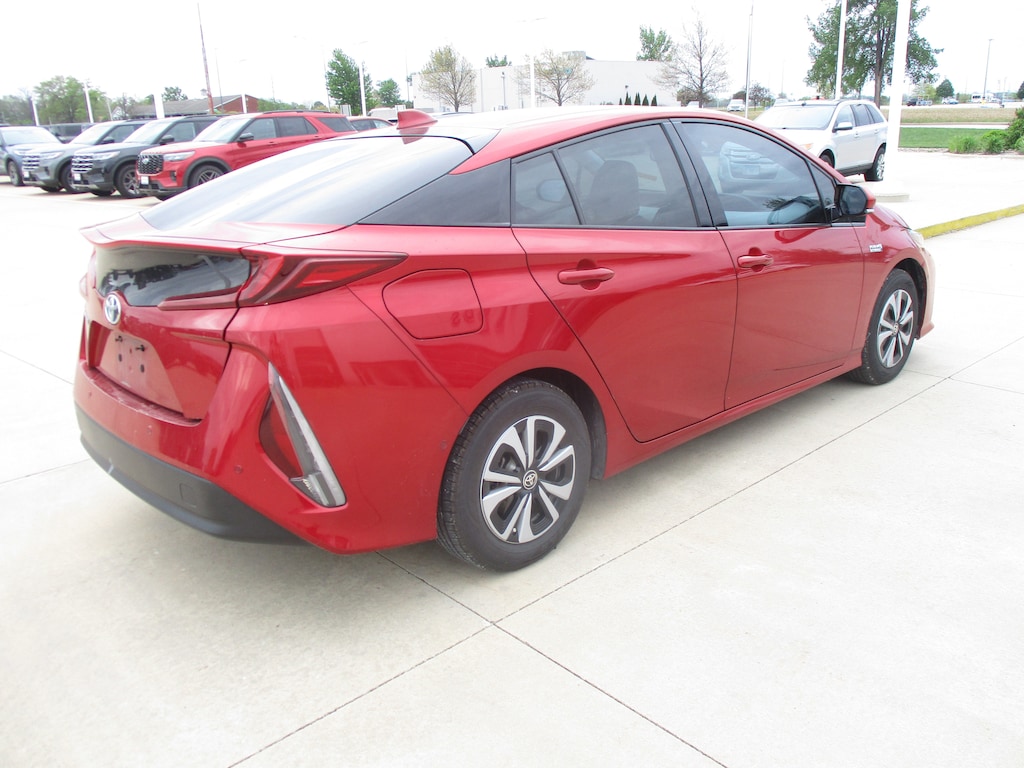 Used 2018 Toyota Prius Prime Advanced Hatchback