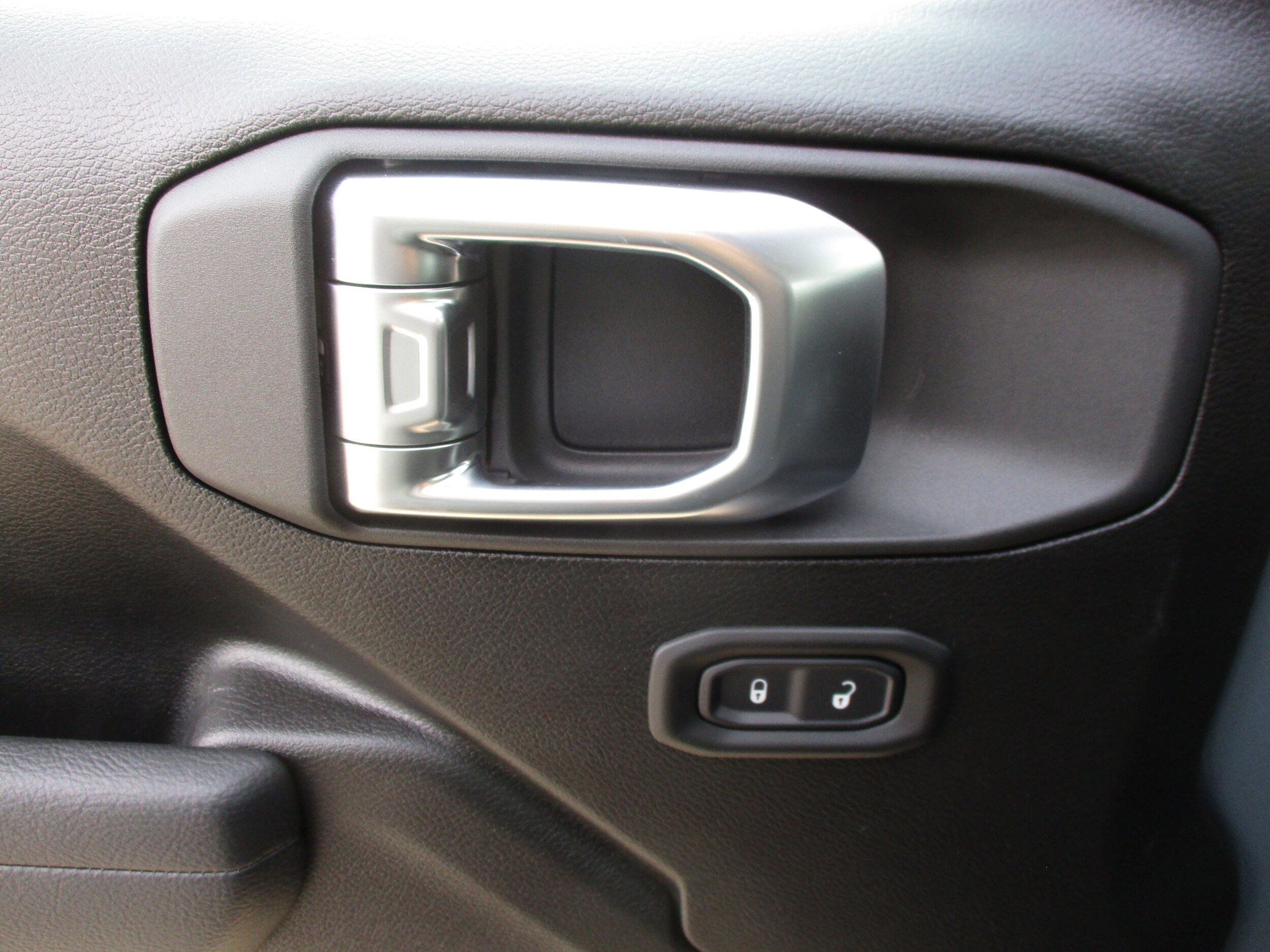 2026 Jeep Wrangler 4-Door Sport - Photo 27