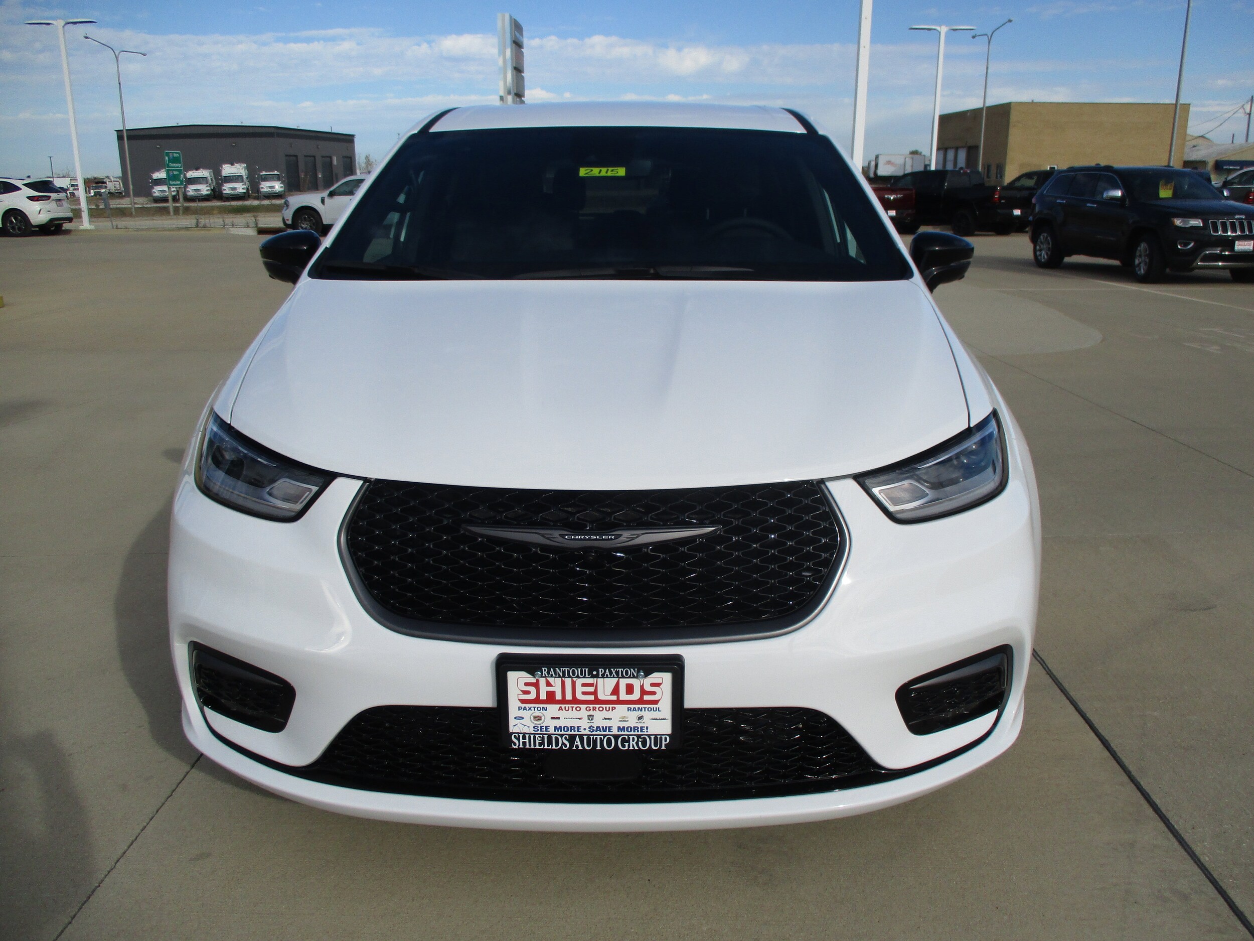2026 Chrysler Pacifica Select - Photo 9