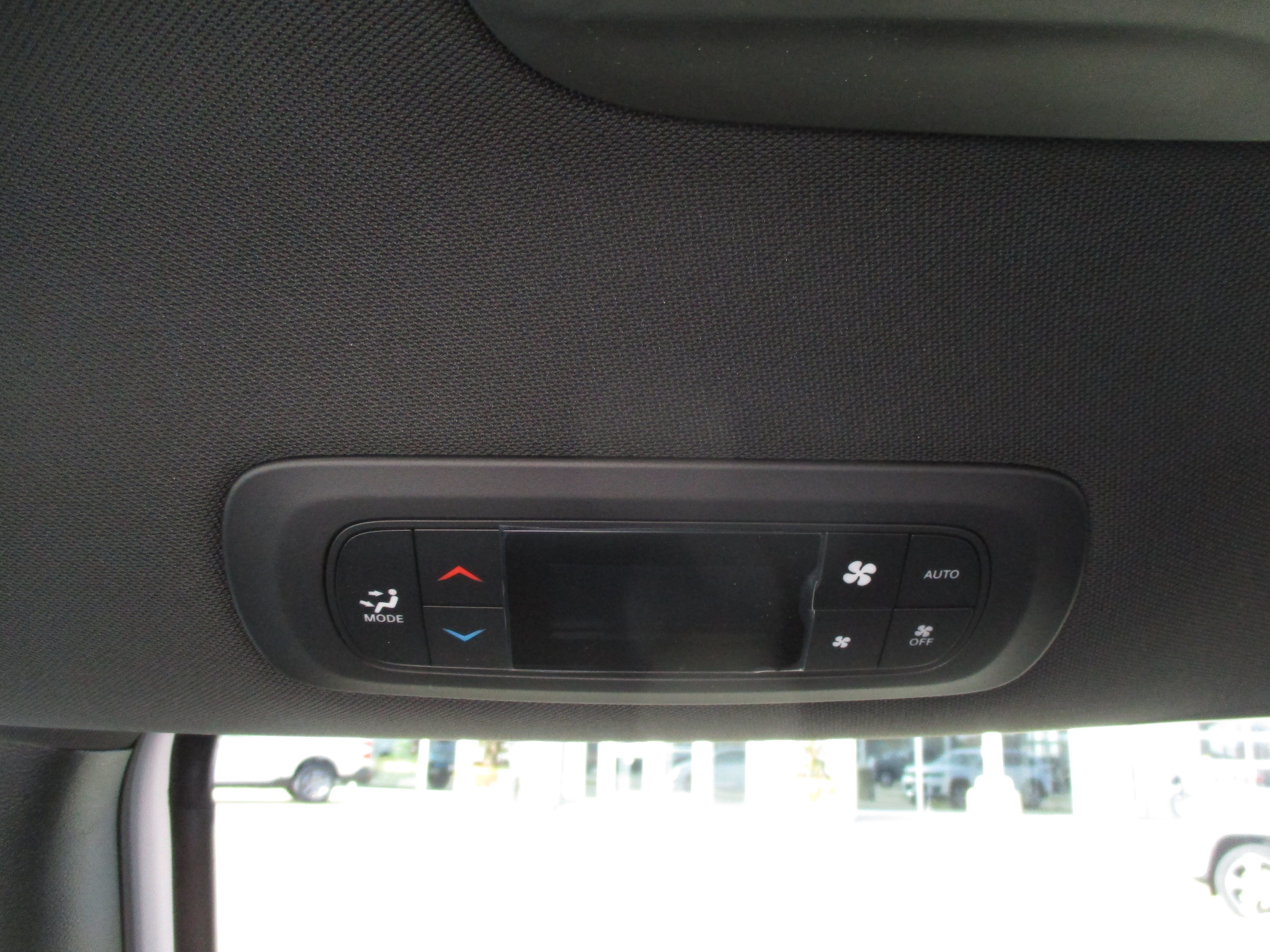 2026 Chrysler Pacifica Select - Photo 36