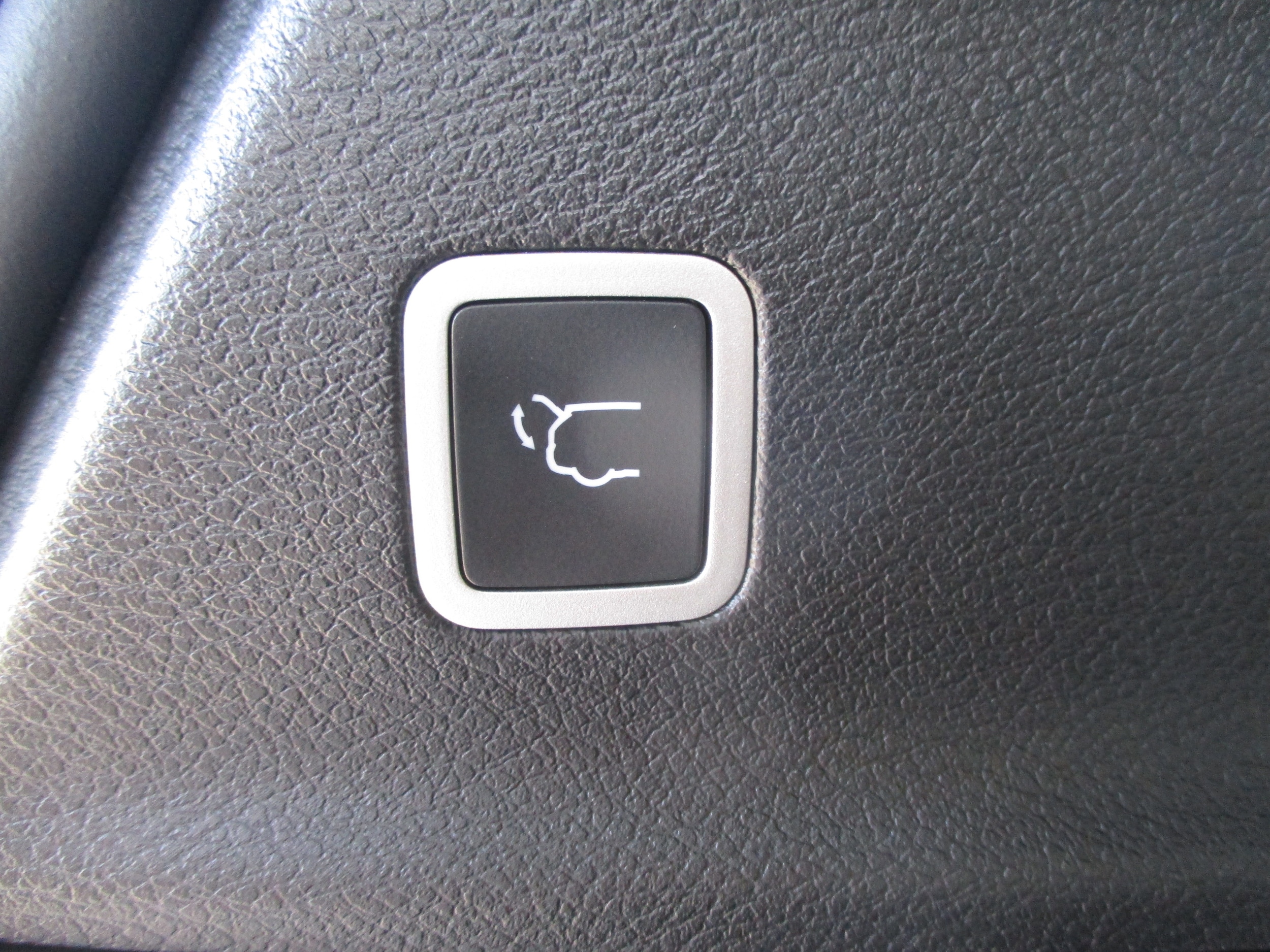 2026 Chrysler Pacifica Select - Photo 38
