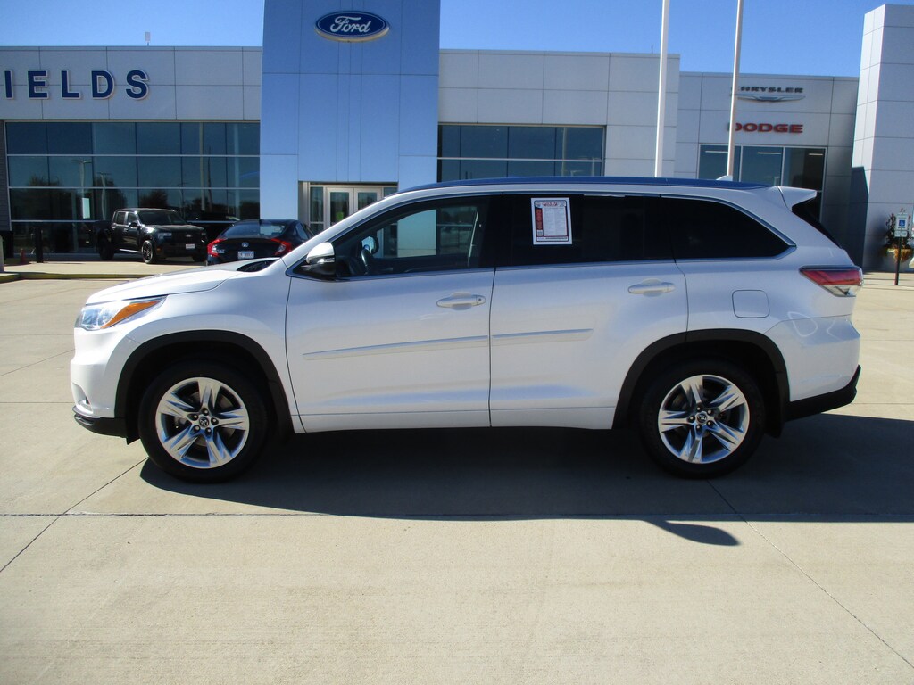 Used 2016 Toyota Highlander Limited V6 SUV