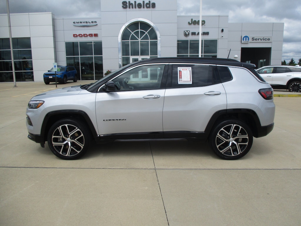 Used 2024 Jeep Compass Limited SUV