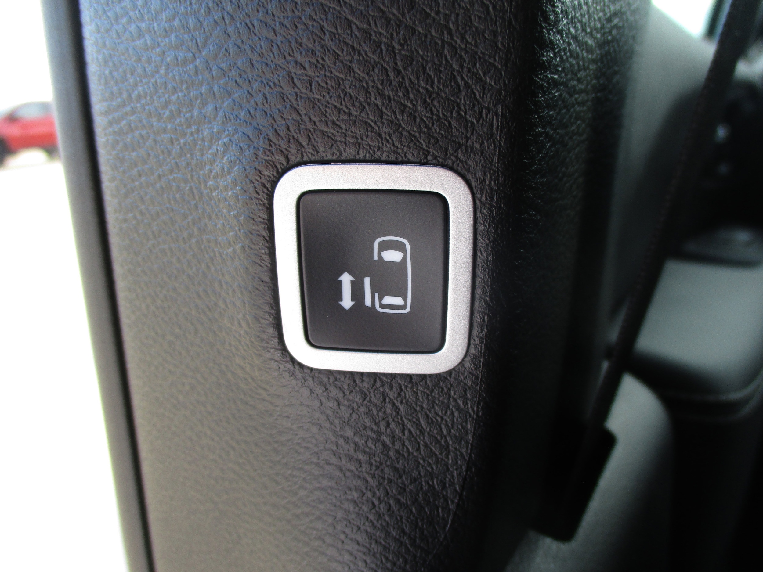 2026 Chrysler Pacifica Select - Photo 37