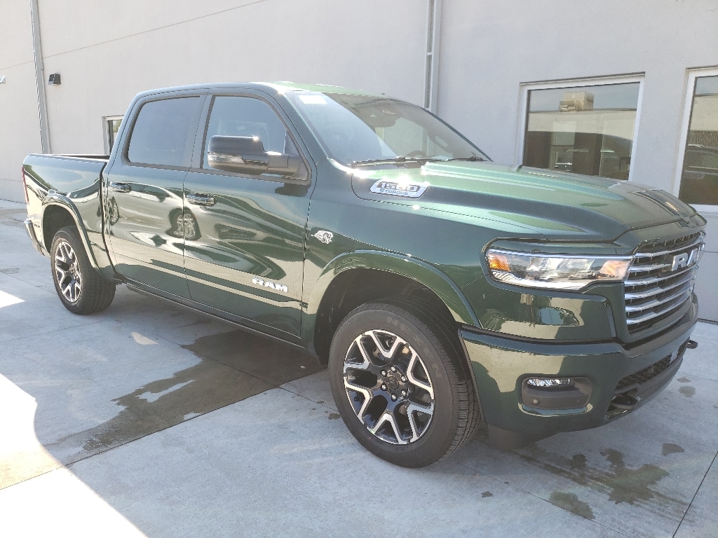 New 2027 Ram 1500 LARAMIE CREW CAB 4X4 5'7 BOX Pickup