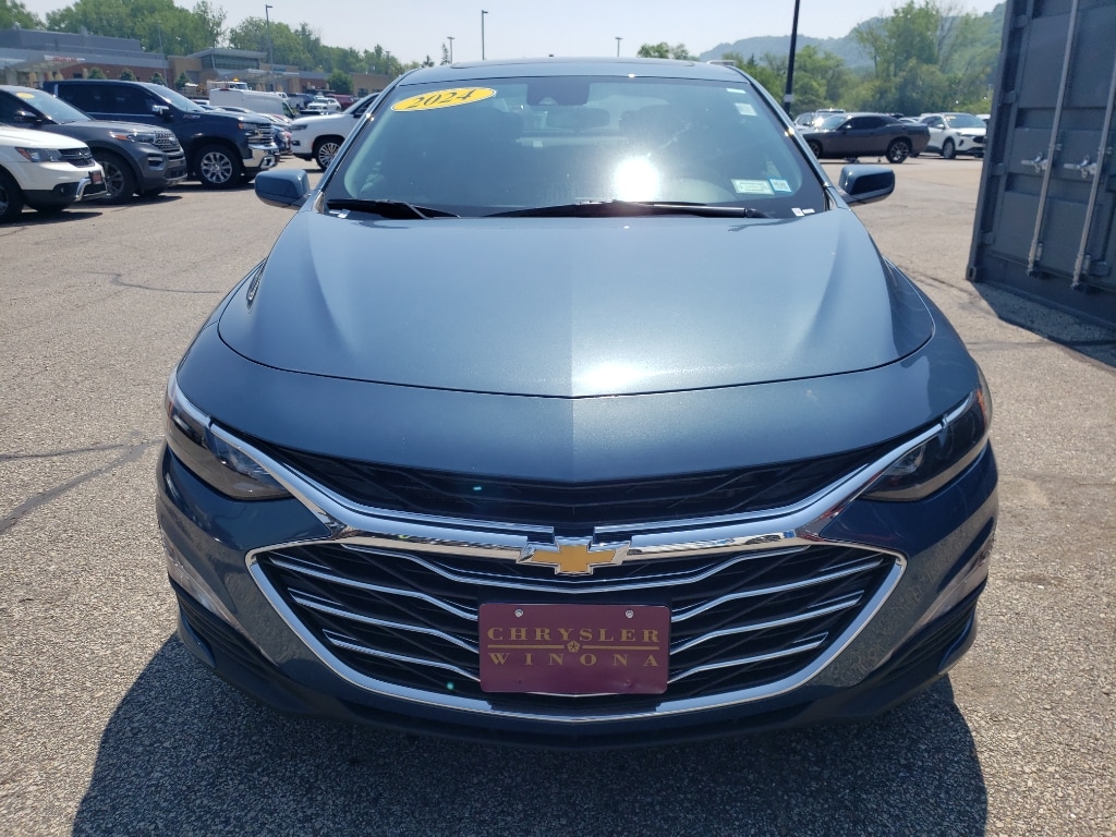 Used 2024 Chevrolet Malibu 1LT with VIN 1G1ZD5ST3RF228660 for sale in Winona, Minnesota
