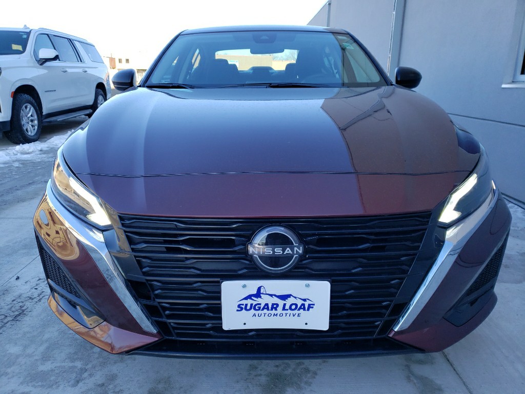 Used 2025 Nissan Altima SV with VIN 1N4BL4DV0SN358594 for sale in Winona, Minnesota