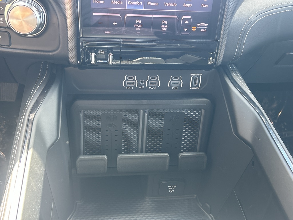 2026 RAM 1500 Limited - Photo 29