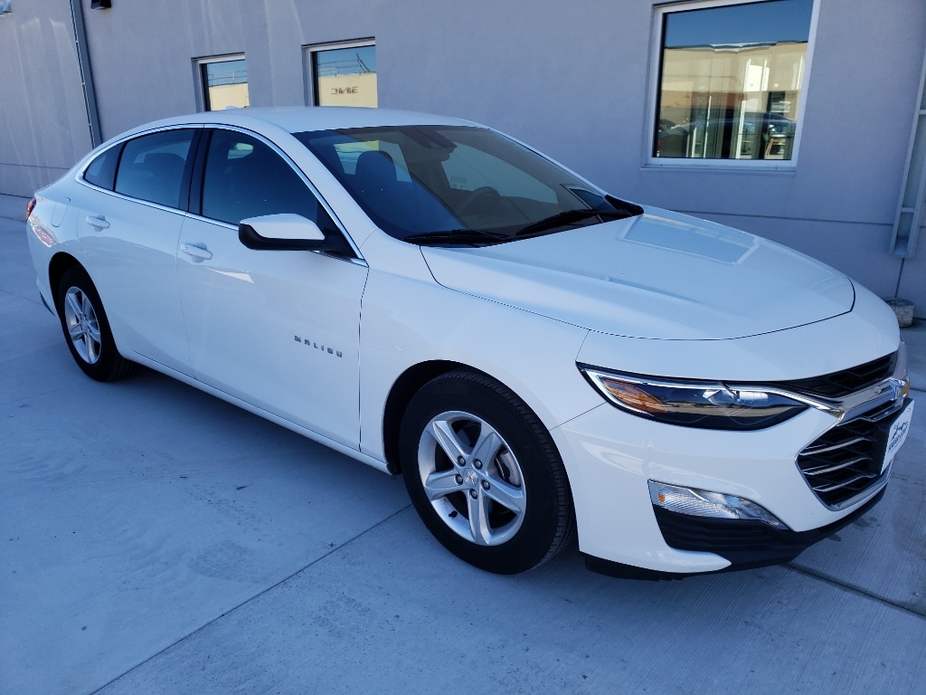 Used 2024 Chevrolet Malibu 1LT Sedan