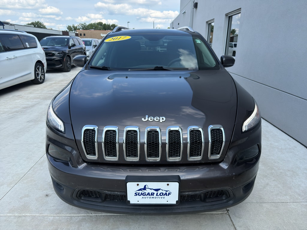 Used 2017 Jeep Cherokee Latitude 4x4 SUV