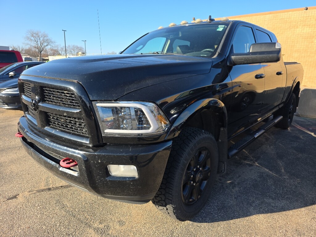 2015 Ram 2500 Laramie photo 2