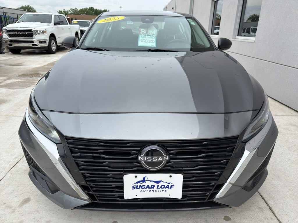 Used 2025 Nissan Altima SV with VIN 1N4BL4DV4SN369064 for sale in Winona, Minnesota
