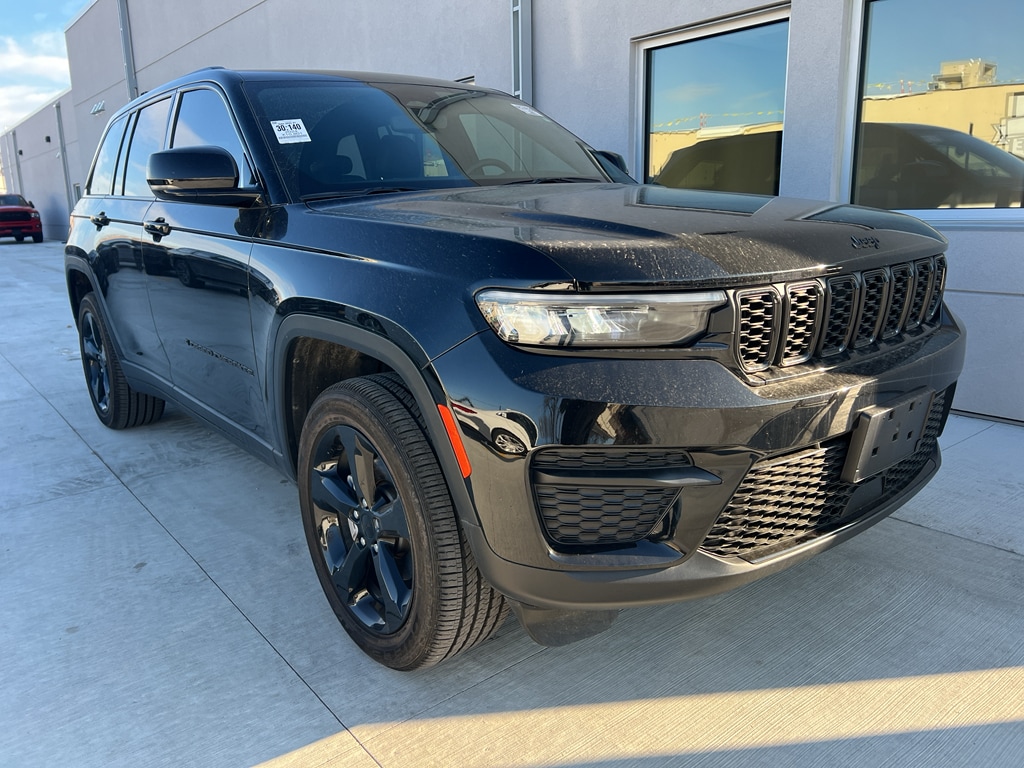 2024 Jeep Grand Cherokee Altitude's photo