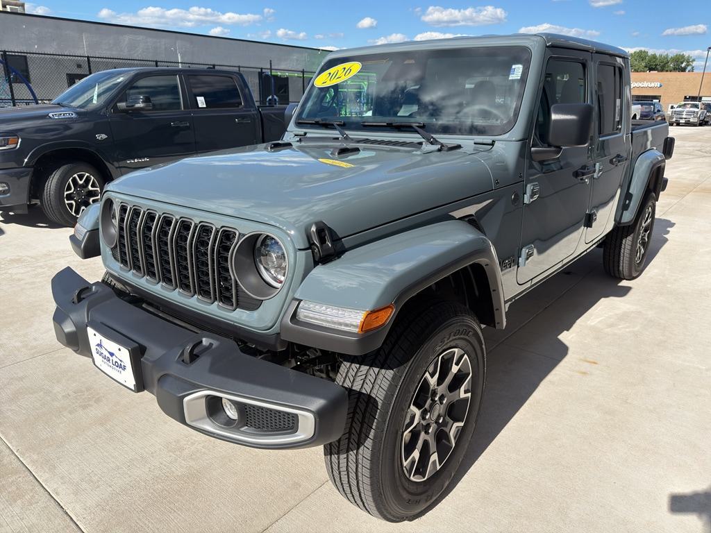 New 2026 Jeep Gladiator SAHARA 4X4 Pickup