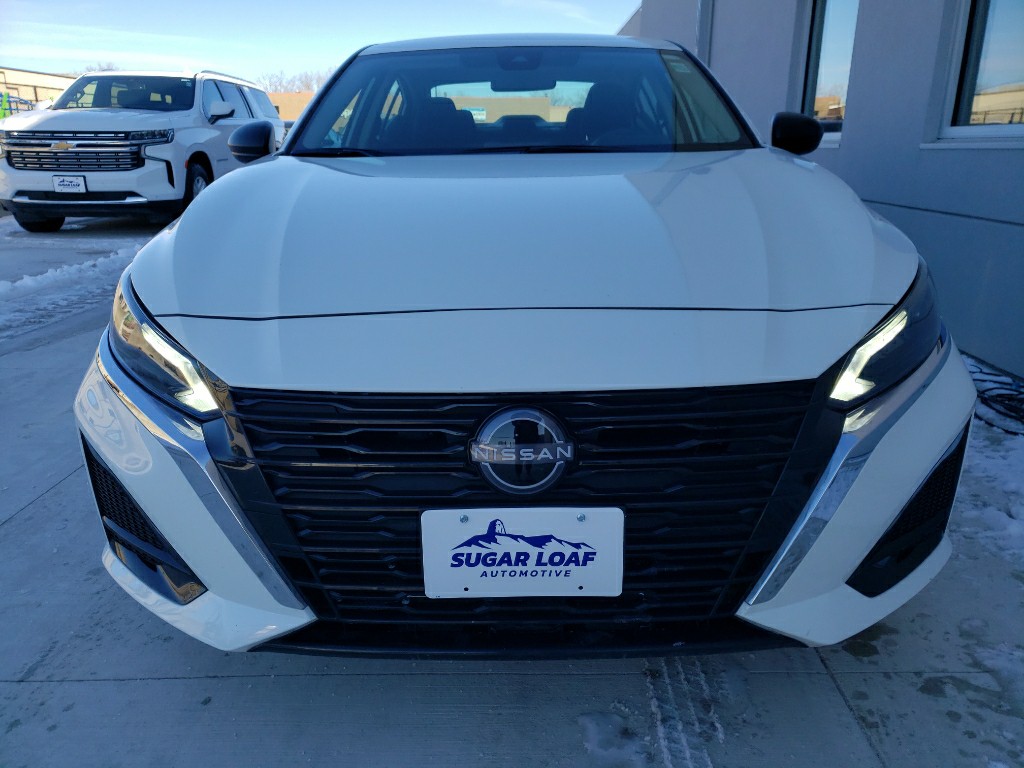 Used 2025 Nissan Altima SV with VIN 1N4BL4DV4SN369985 for sale in Winona, Minnesota