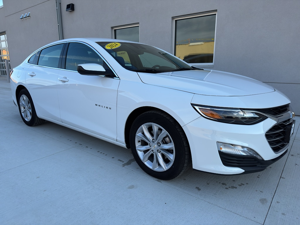 2024 Chevrolet Malibu 1LT's photo