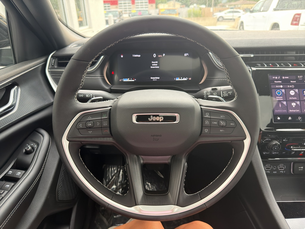 2025 Jeep Grand Cherokee Altitude - Photo 25