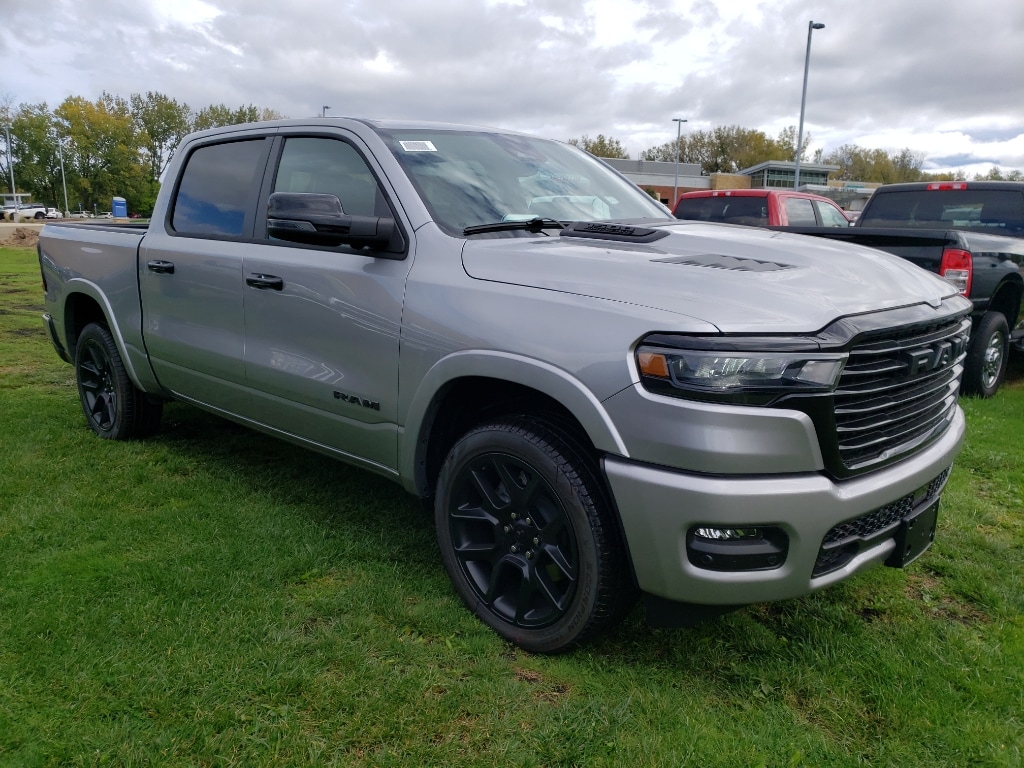 New 2026 Ram 1500 LARAMIE CREW CAB 4X4 5'7 BOX Pickup