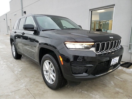 2025 Jeep Grand Cherokee LAREDO X 4X4 Sport Utility