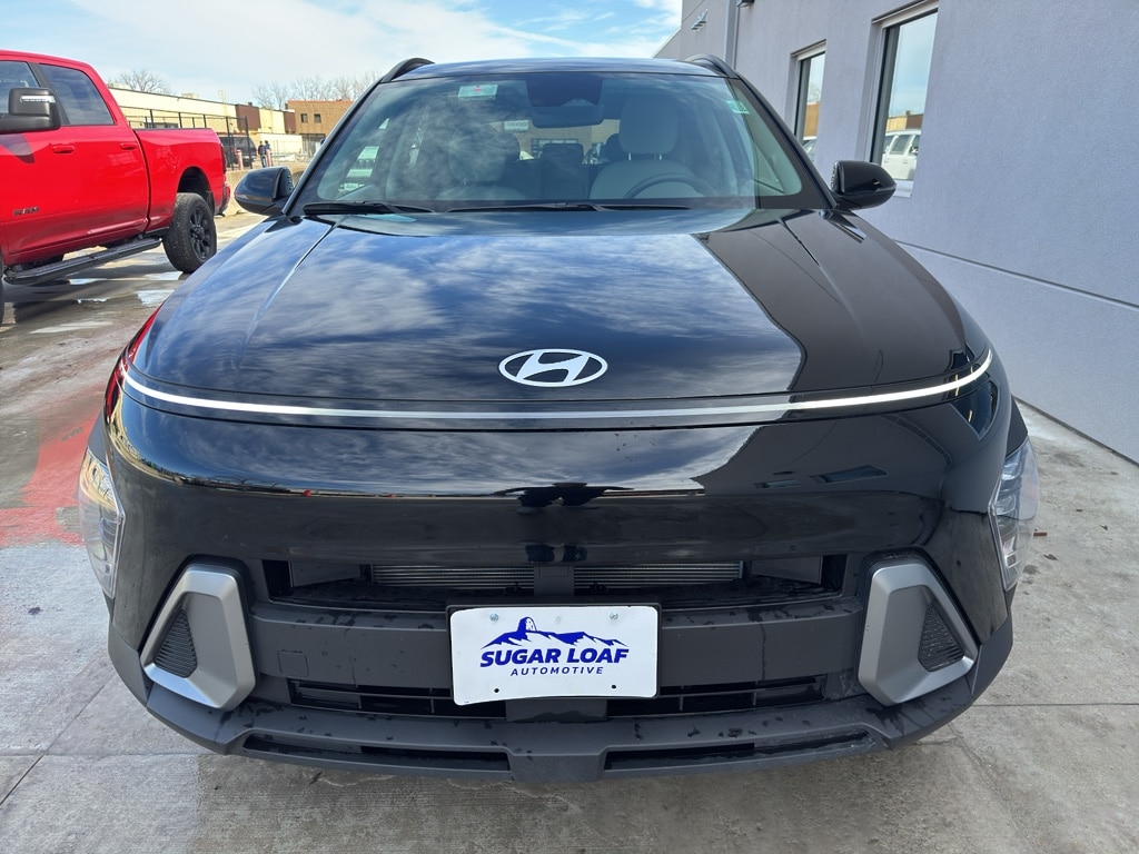Used 2025 Hyundai Kona SEL with VIN KM8HBCAB9SU336283 for sale in Winona, Minnesota