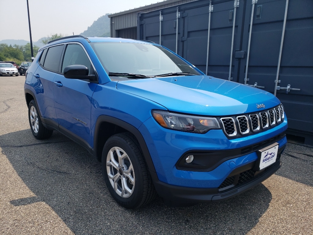 2025 Jeep Compass LATITUDE 4X4
