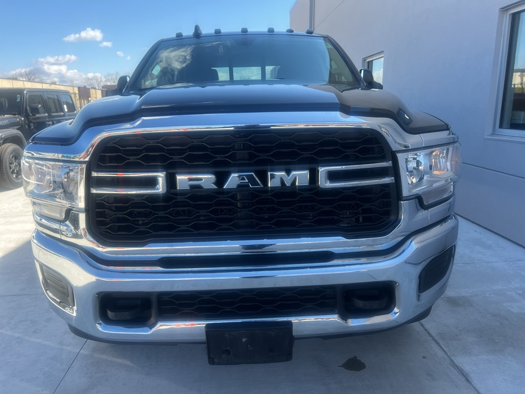 Used 2019 RAM Ram 3500 Pickup Tradesman with VIN 3C63R3CL5KG594746 for sale in Winona, Minnesota